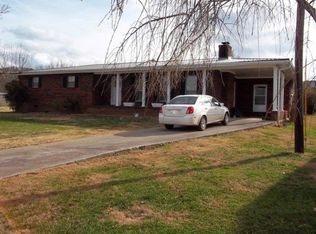 323 Church St, Tellico Plains, TN 37385