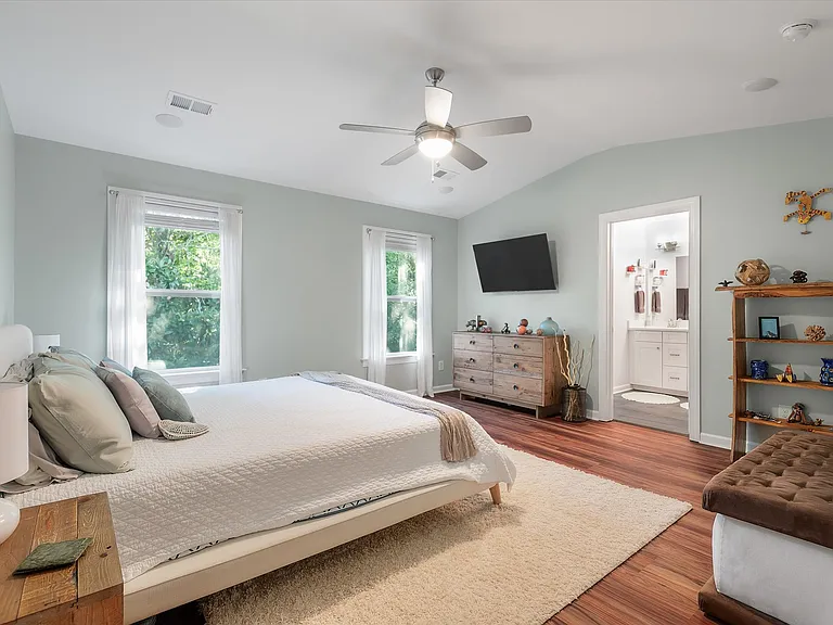 1420 Widows Ct — Photo 24