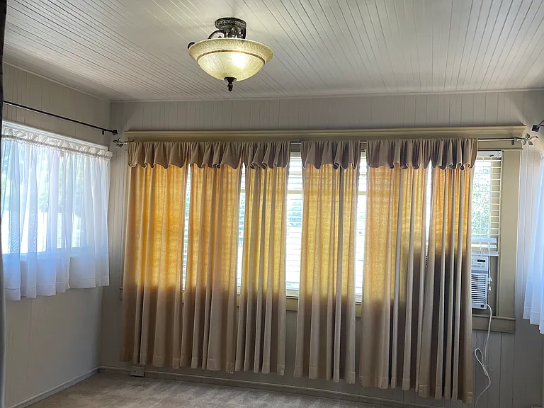 147 N Canyon Blvd #B — Photo 23