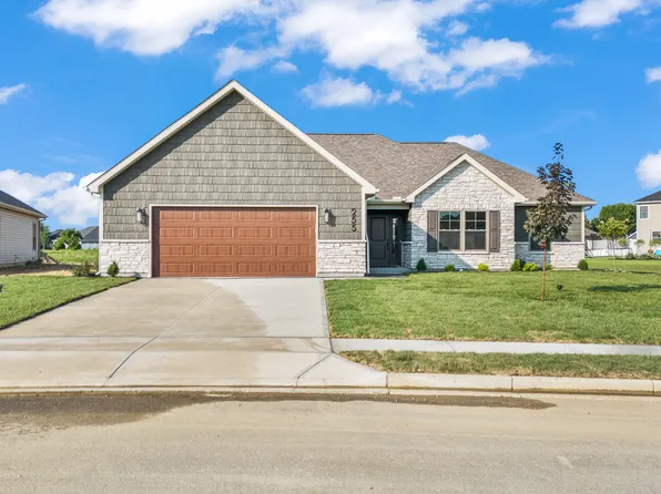 255 Darla Cir, Troy, OH 45373