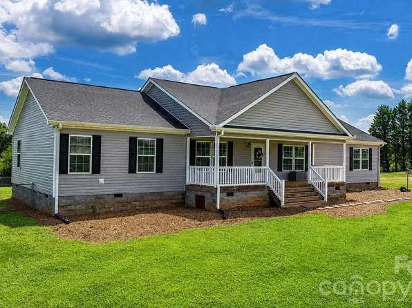 2915 Texs Fish Camp Rd, Connelly Springs, NC 28612