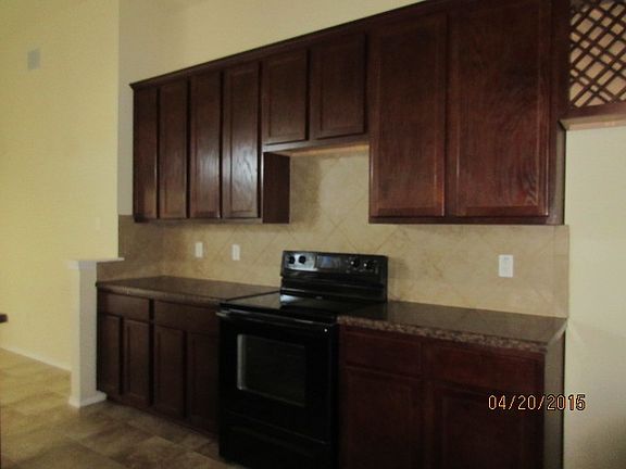 4th image of 2106 Griffin Dr