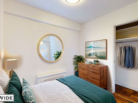 5th image of 165 E 35th St APT 8E