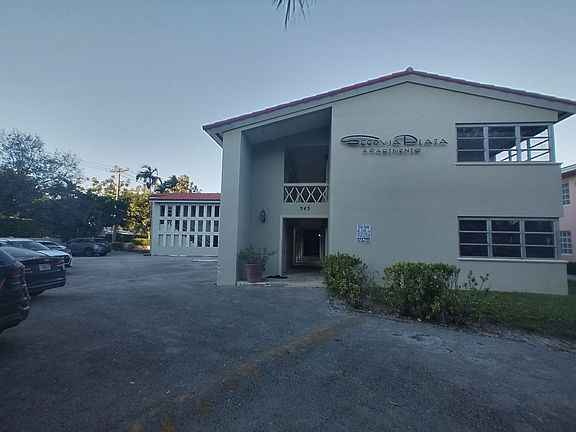 3rd image of 545 Coral Way APT 2
