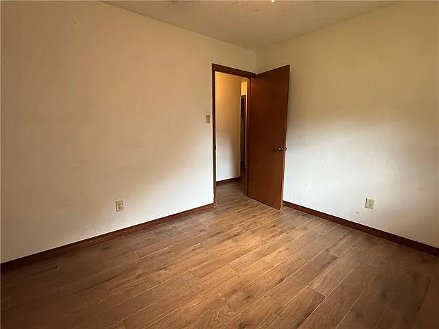 214 Darwin Dr — Photo 22