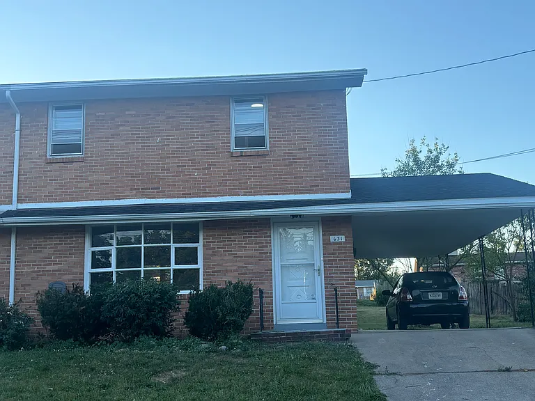 631 Hollywell Ave — Photo 21