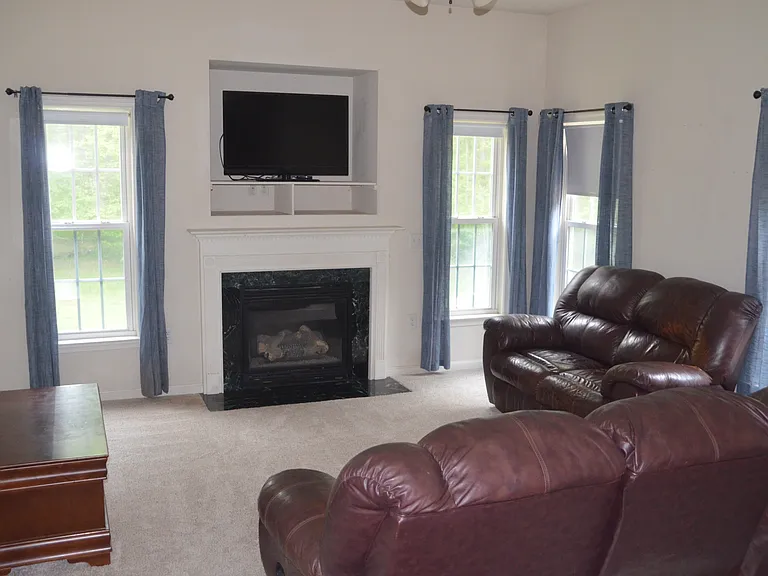 25 Tracey Ln — Photo 13