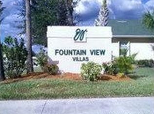 1716 Fountain View Cir, Venice, FL 34292