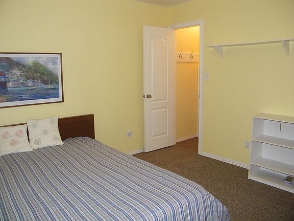 2nd image of 106 Miranda Ln