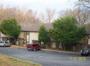 808 N 46th St, Grove, OK 74344