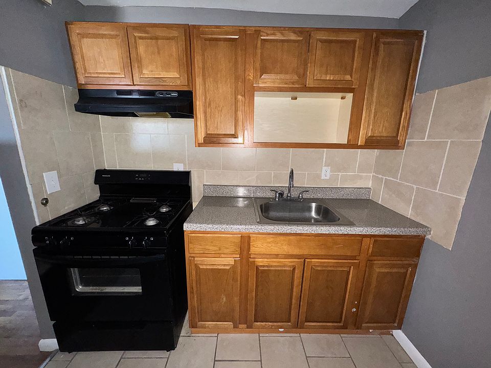 1st image of 104 Montclair Ave #12G