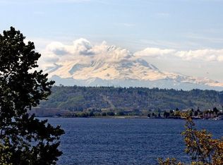 7865 W Mercer Way, Mercer Island, WA 98040