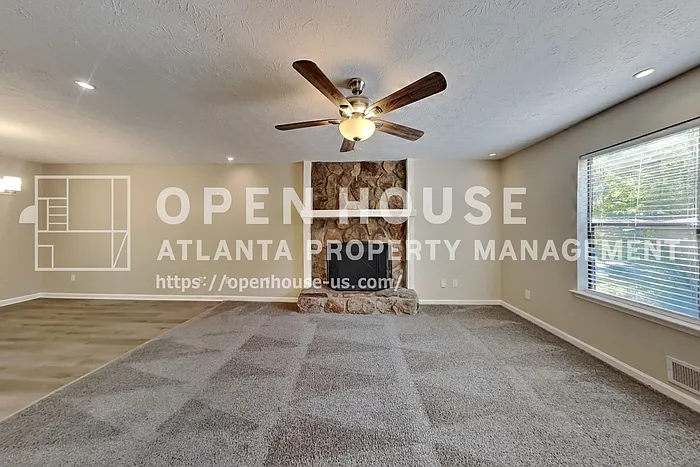 3 bed, 2.0 bath, 2026 sqft, $2,400 — Photo 3
