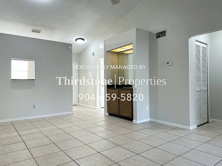 7611 Indian Lakes Dr #2 — Photo 6