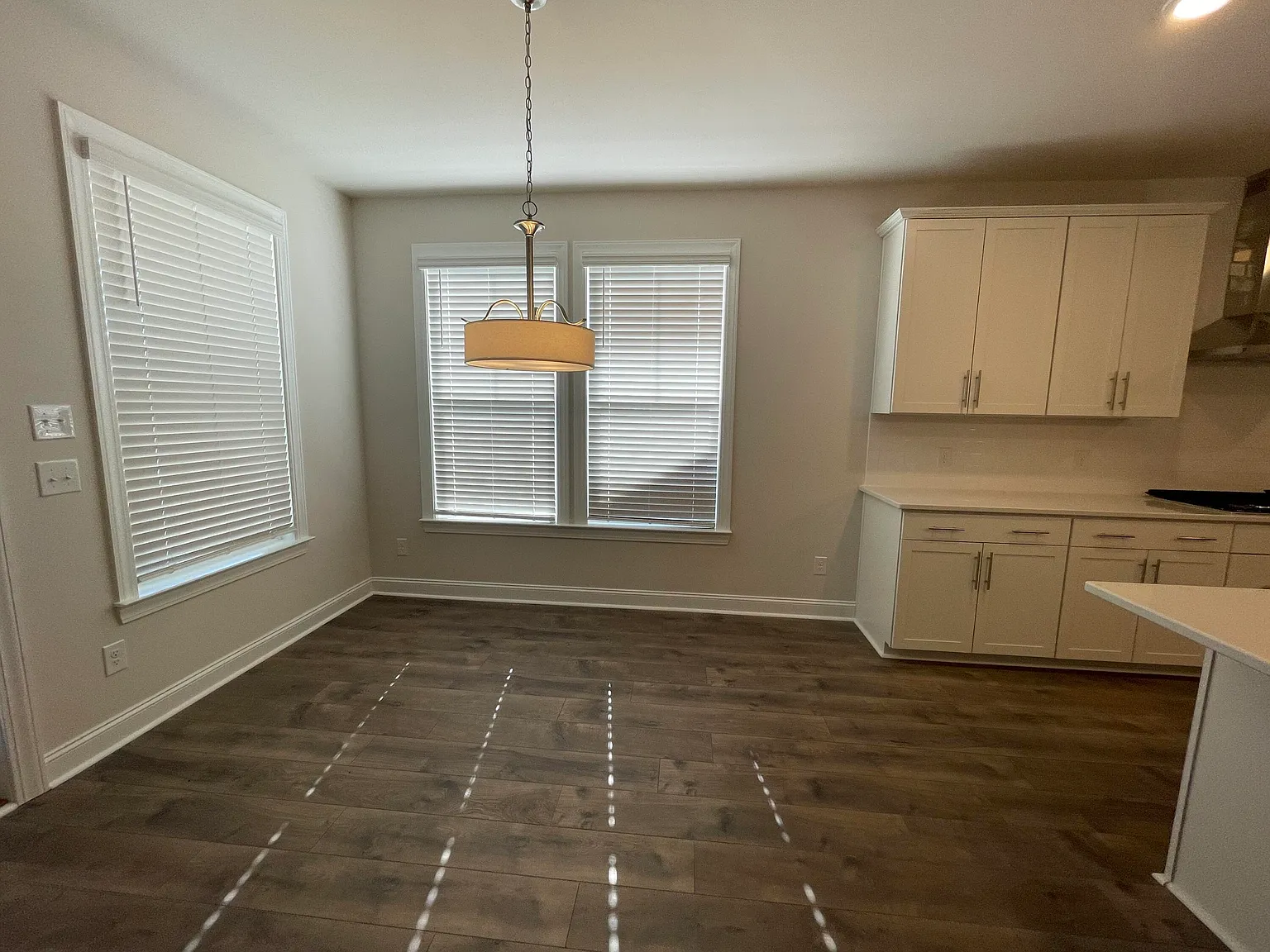 4 bed, 3.0 bath, 3060 sqft, $2,750 — Photo 3