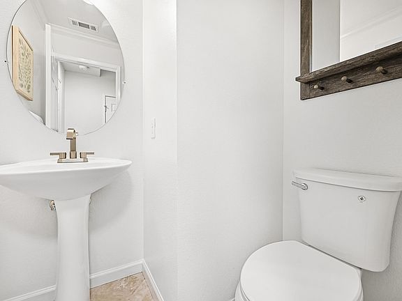 5th image of 4551 Mangrove Dr #18