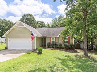 105 Jefferson Dr, Raeford, NC 28376