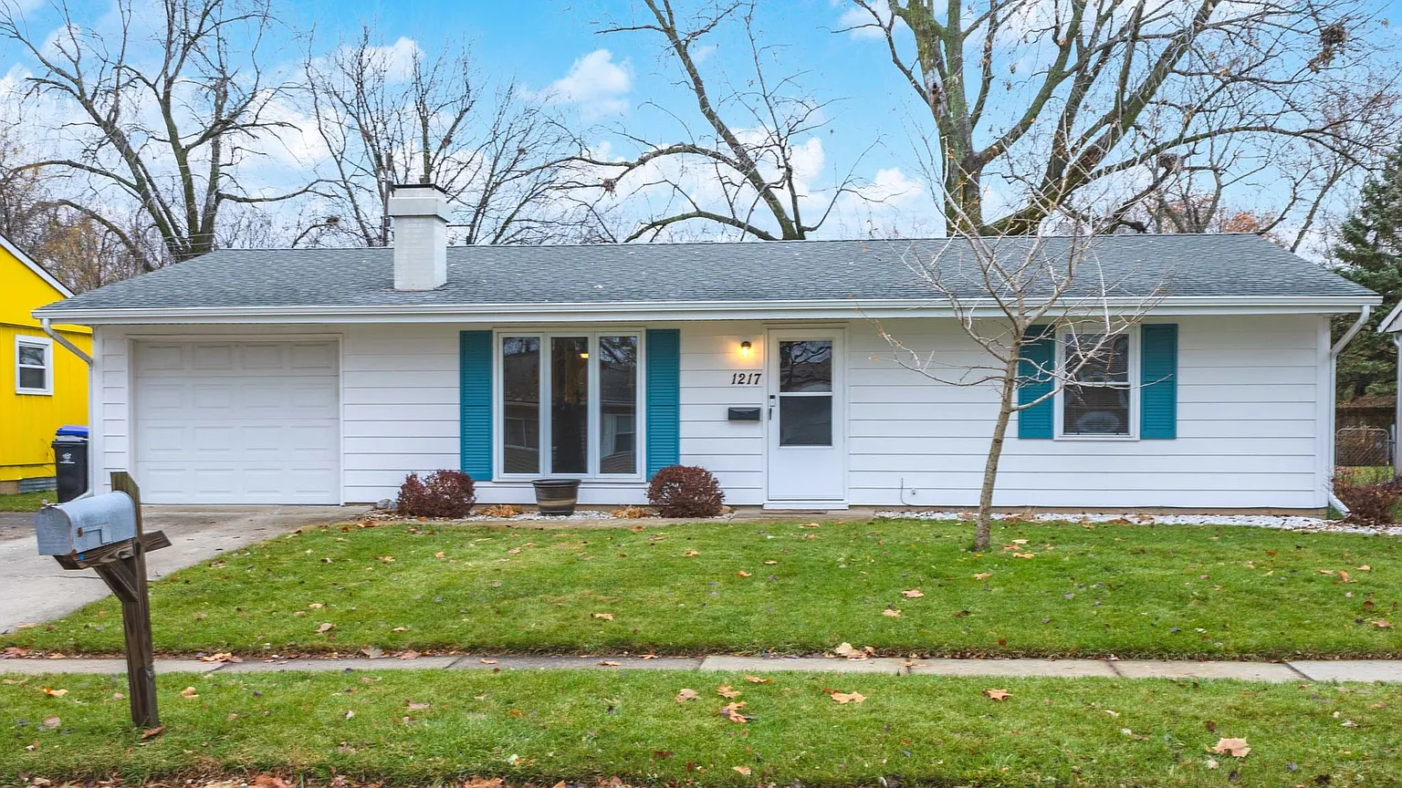 1217 Mount Vernon Dr photo 1