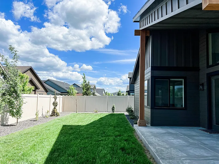 7018 N Courcelles Pkwy — Photo 26