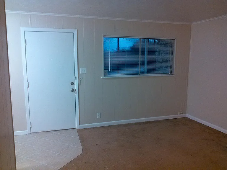 6426 Hansen St — Photo 4