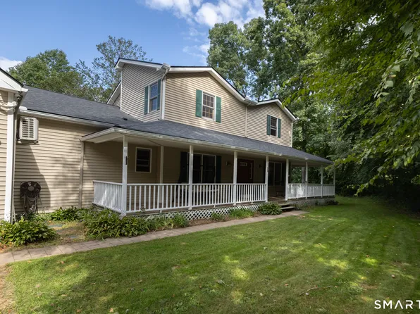 41 Wilson Drive, Oxford, CT 06478