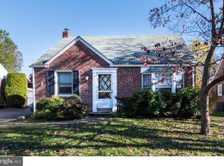 2253 Avon Rd, Ardmore, PA 19003