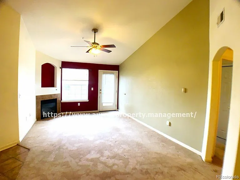 5765 N Genoa Way #1-305 — Photo 2
