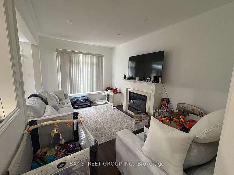 14 George Kirby St — Photo 3