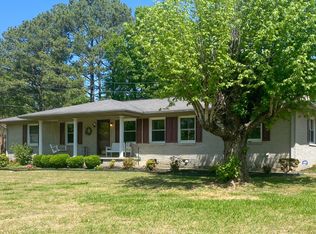 1303 Woodland Dr, Fayetteville, TN 37334