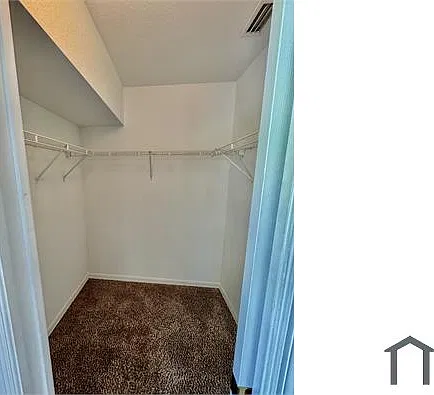 3 bed, 1300 sqft, $2,800 — Photo 2