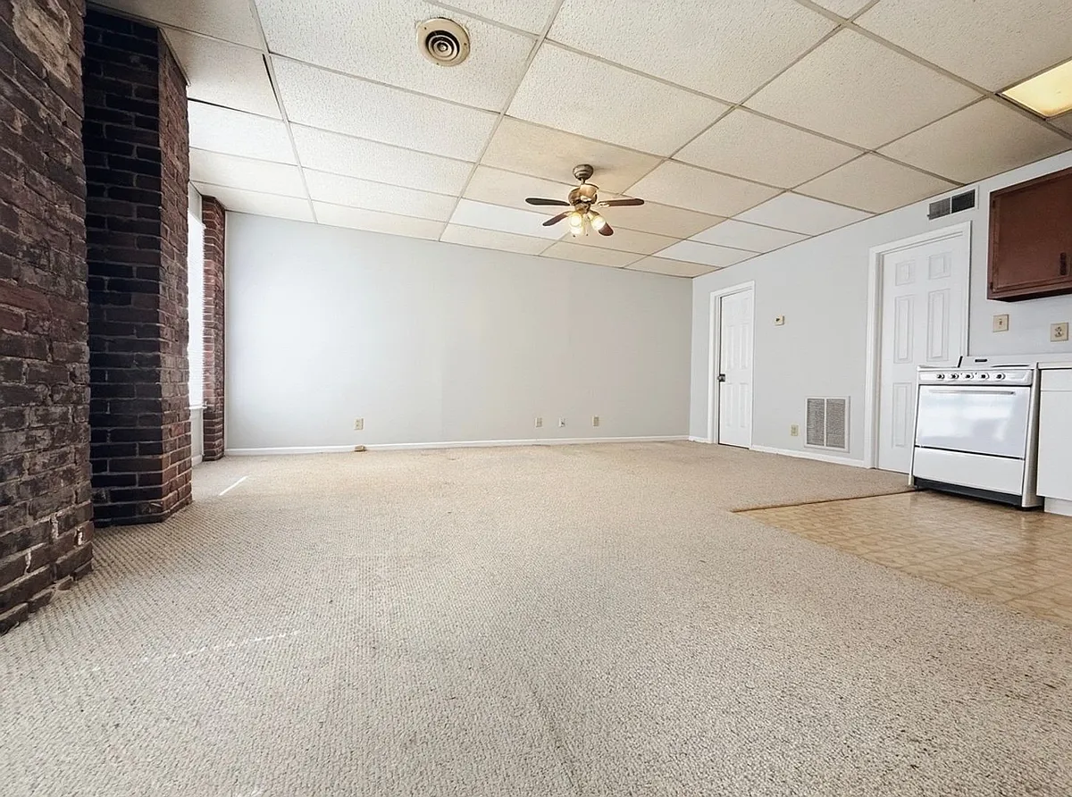 Building Photo - 895 Mulberry St #F