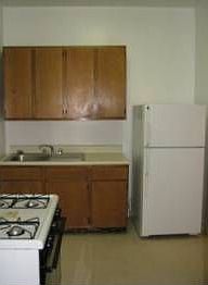 3rd image of 240 W 112th St