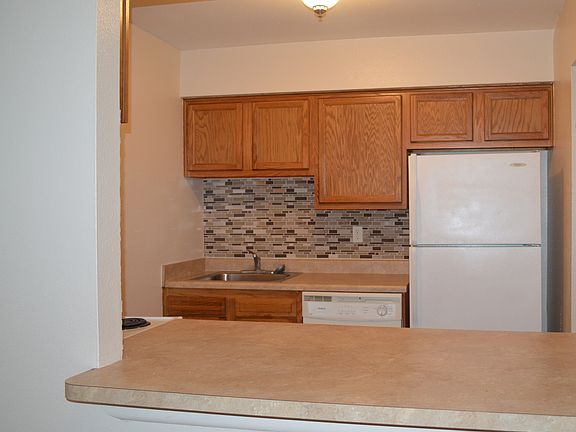 2nd image of 2121 Cleary Ave