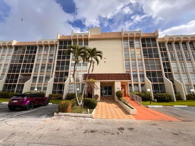 501 Three Islands Boulevard #220, Hallandale Beach, FL, 33009