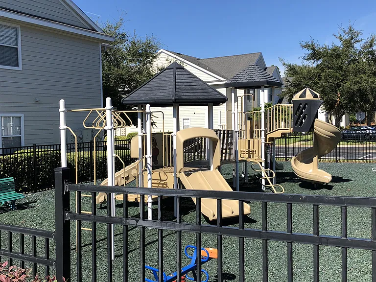 1300 Eastern Pecan Pl #1-107 — Photo 46