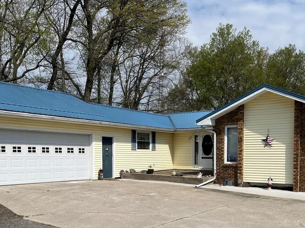 7698 Parsonage Rd, Saranac, MI 48881