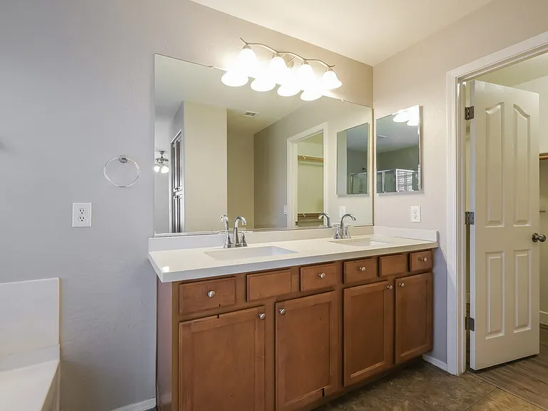 2029 W Allens Peak Dr — Photo 11