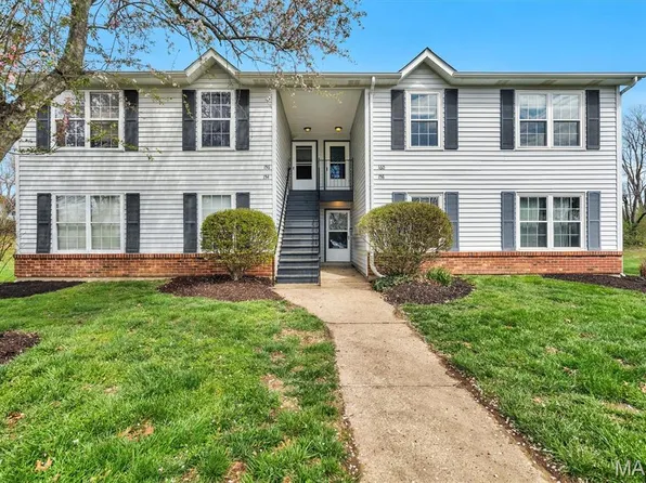 154 Old Buggy Ct #A, Saint Charles, MO 63304