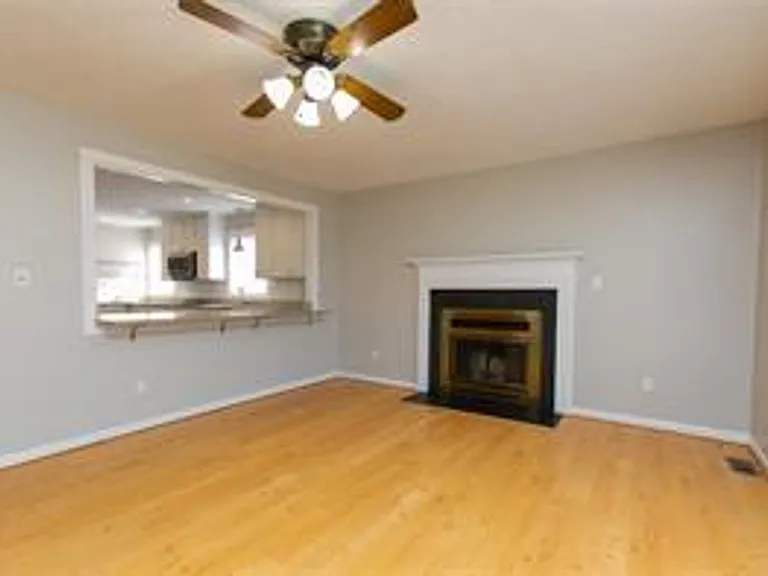 2911 Richard Pace S — Photo 40