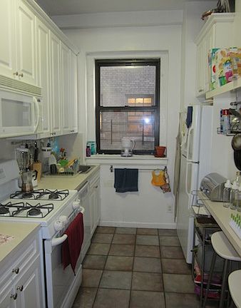 2nd image of 412 W 110th St APT 101