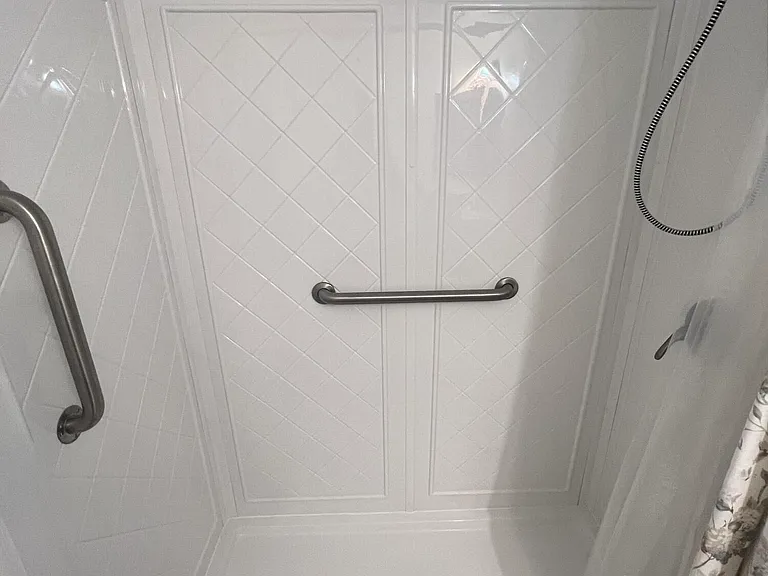 173 Waltham E #173-H — Photo 19