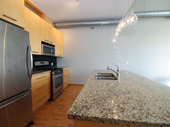 5th image of 1211 Lagoon Ave Unit 502