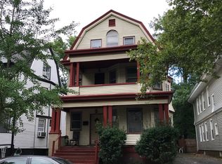 806 S 12th St, Newark, NJ 07108
