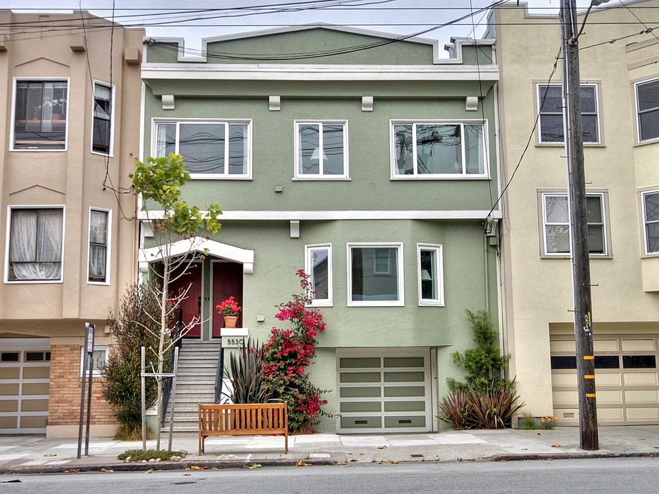Bright, top floor condo in great neighborhood.