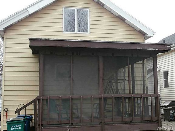 3rd image of 551 Marilla St