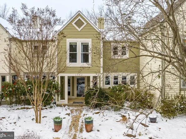2052 Lake Audubon Ct, Reston, VA 20191