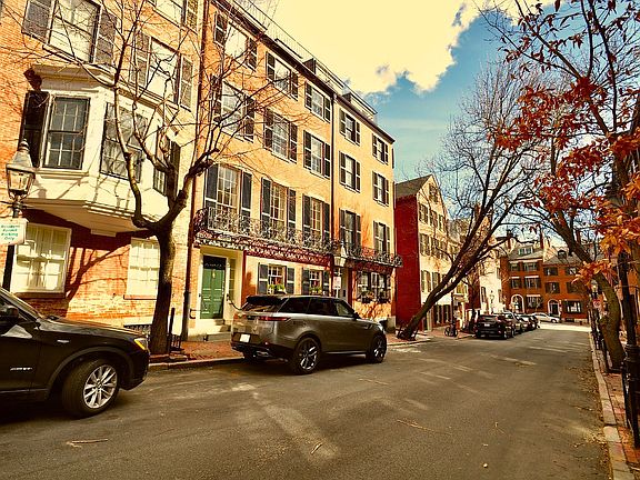 3rd image of 9 W Cedar St