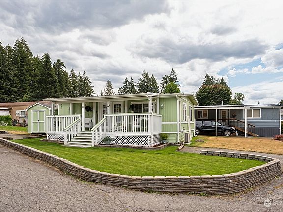 2nd image of 4045 49th Avenue SW #76