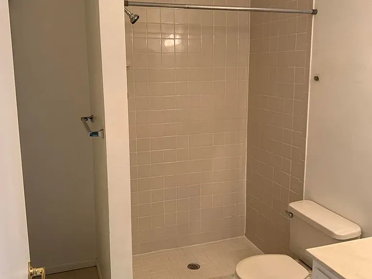 8721 Lantana Ct — Photo 11