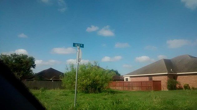 2nd image of 306 Lilly Dr